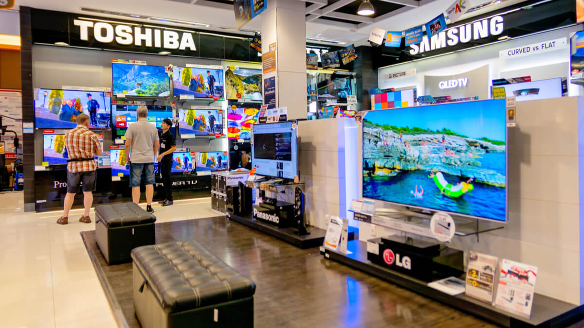Japan's Toshiba studies acquisition proposal by global fund