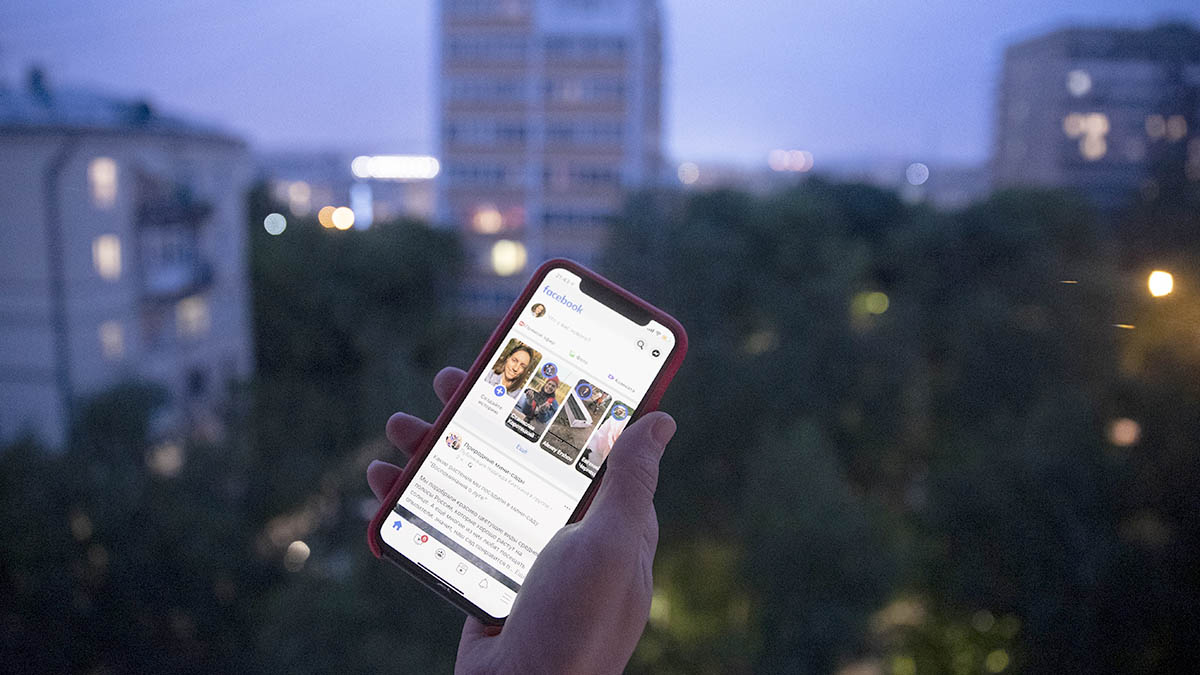Russia fines Facebook